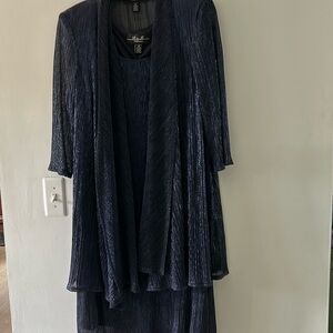 R and M Collection Dress Size 16